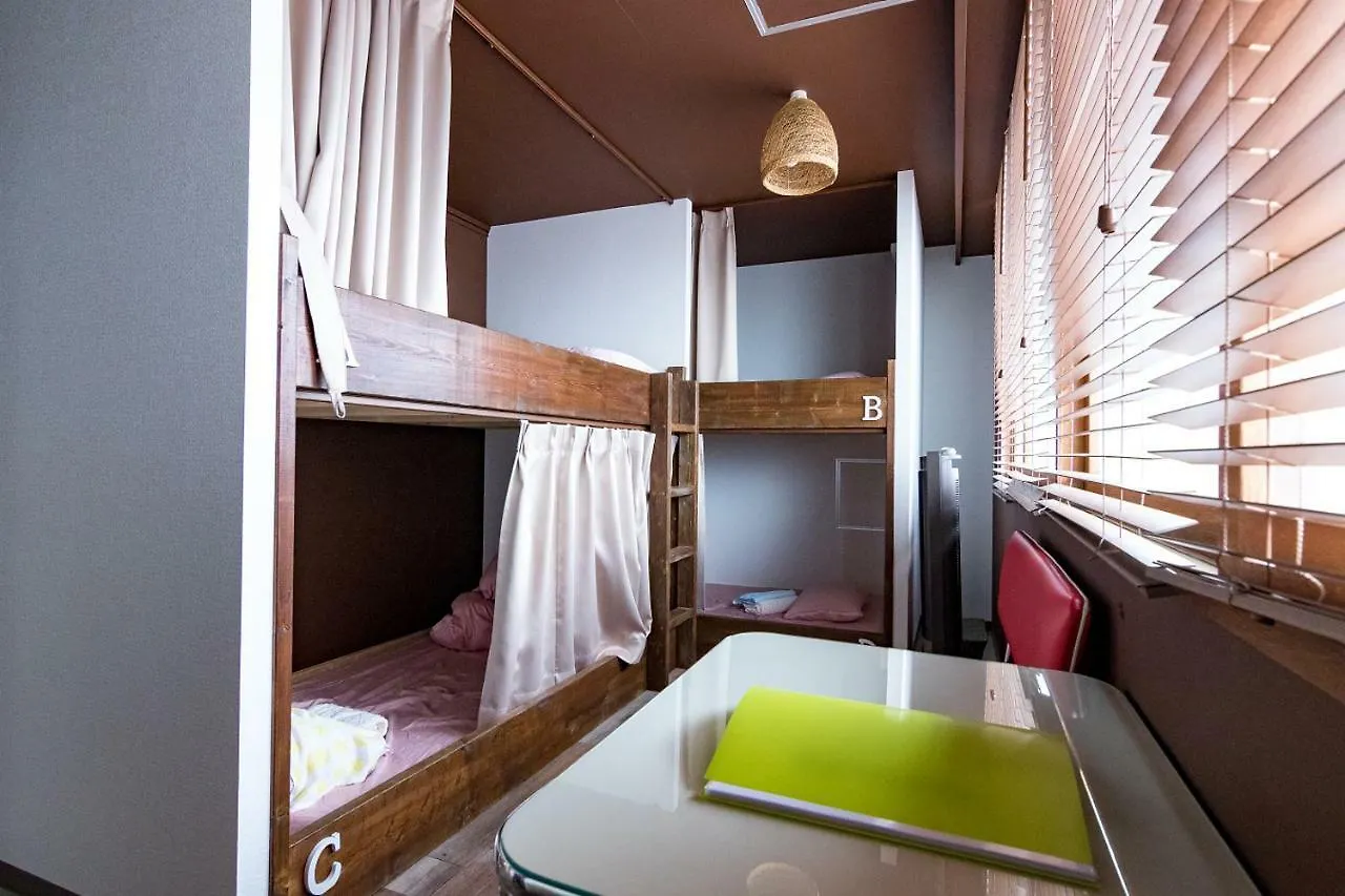 Clover House Sapporo Guest house